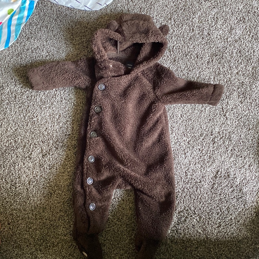Baby Gap brown bear suit